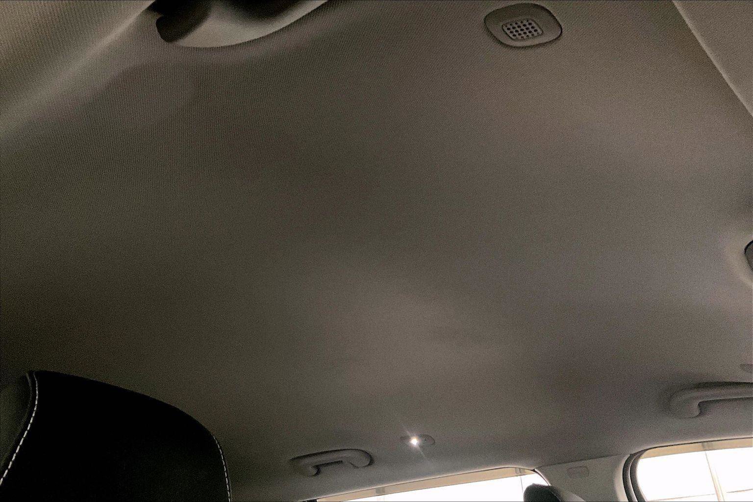 Used 2023 Jeep Grand Cherokee L Laredo image 21