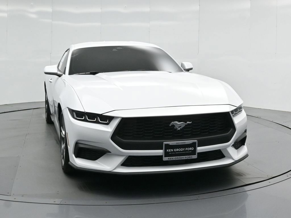 Certified 2024 Ford Mustang Coupe image 7