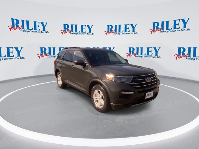 Certified 2023 Ford Explorer XLT w/ Equipment Group 202A AWD/4WD image 4