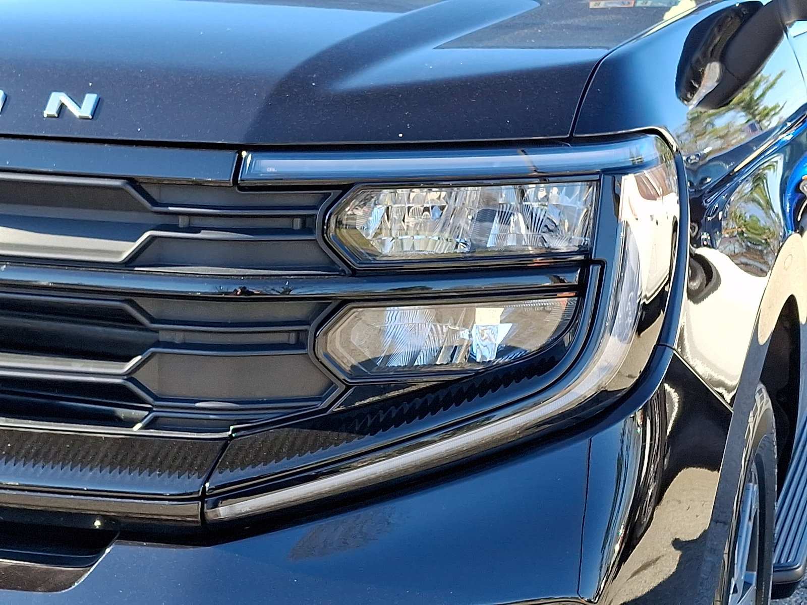 Certified 2025 Ford Expedition Active AWD/4WD image 12