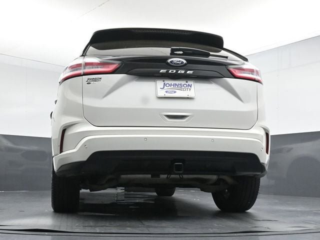 Certified 2024 Ford Edge ST-Line w/ Class II Trailer Tow Package AWD/4WD image 33