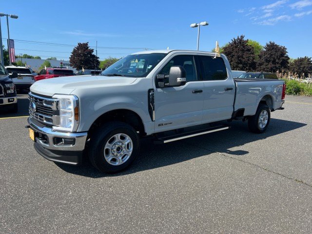 Certified 2025 Ford F250 XLT AWD/4WD video 3