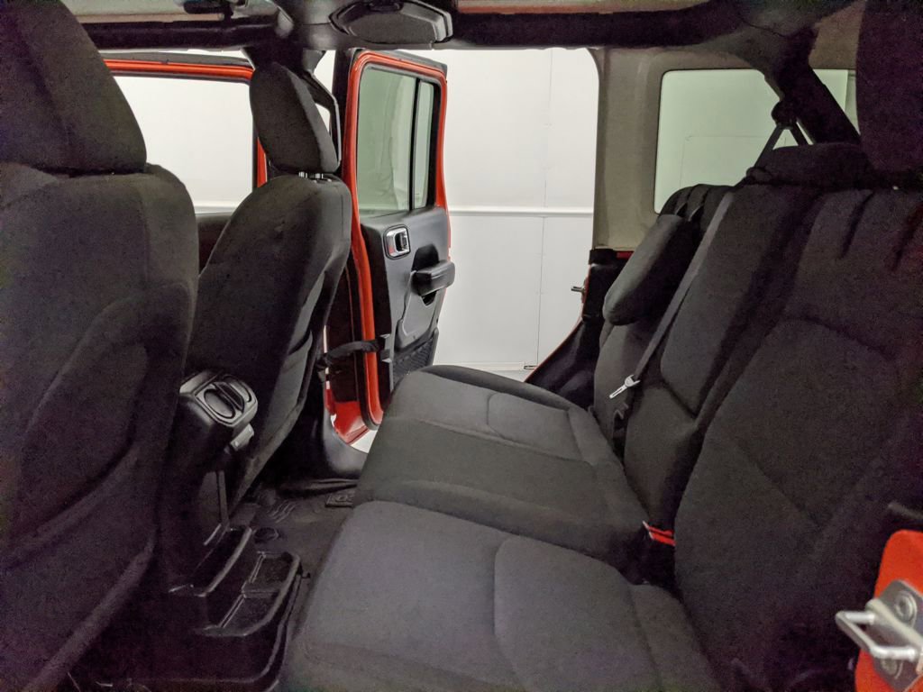 Used 2023 Jeep Wrangler Unlimited image 18