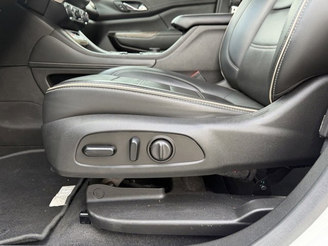 Used 2023 GMC Acadia Denali image 10