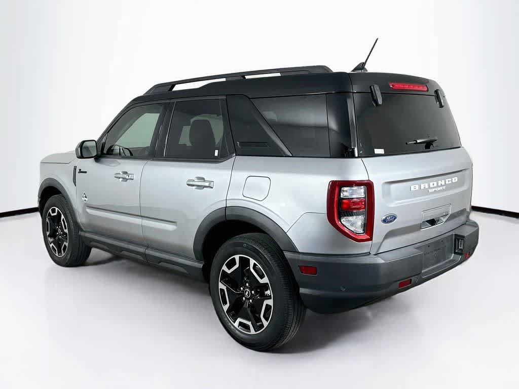 Certified 2021 Ford Bronco Sport Outer Banks w/ Outer Banks Package (96D) AWD/4WD image 4