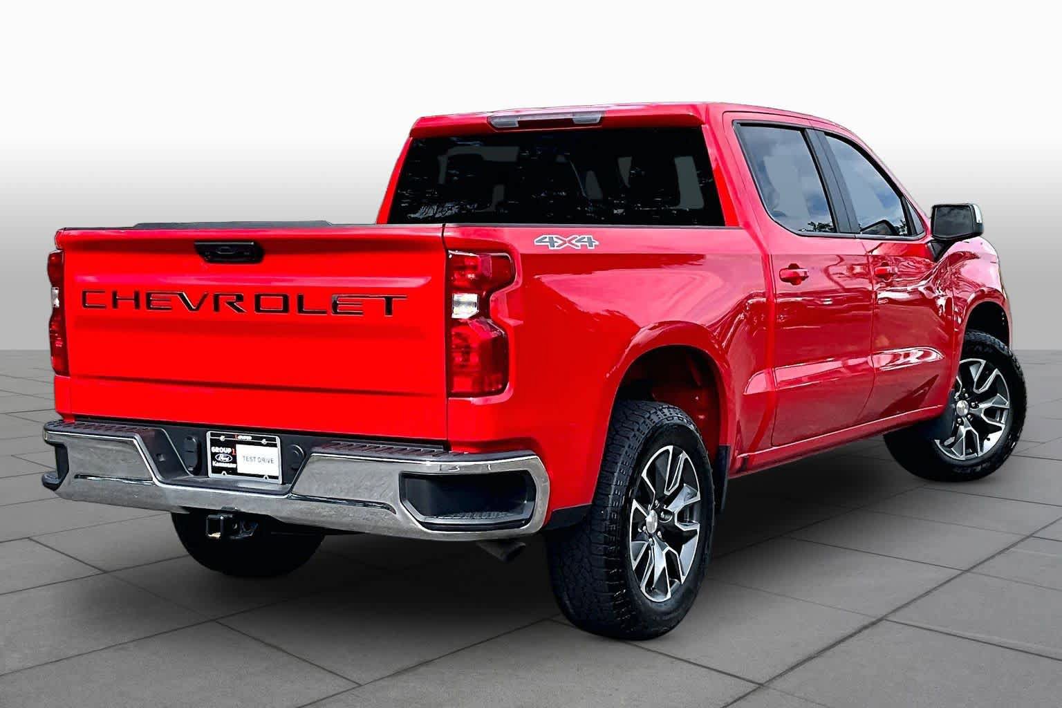 Used 2023 Chevrolet Silverado 1500 LT AWD/4WD image 13