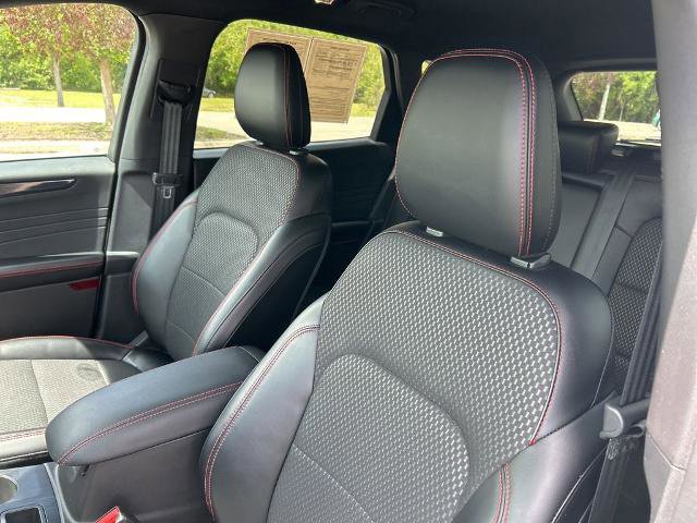 Certified 2023 Ford Escape ST-Line w/ Tech Pack #1 image 21