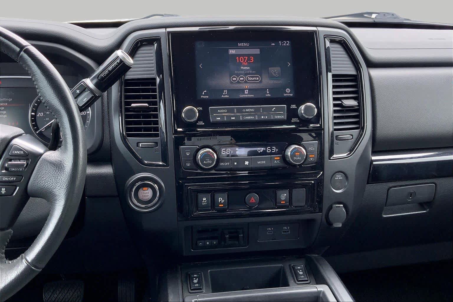 Used 2024 Nissan Titan SV RWD image 7