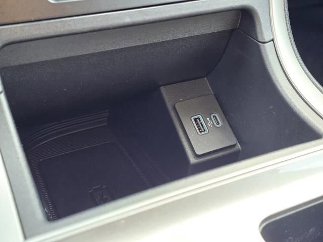 Certified 2024 Ford Edge SEL w/ Convenience Package image 36