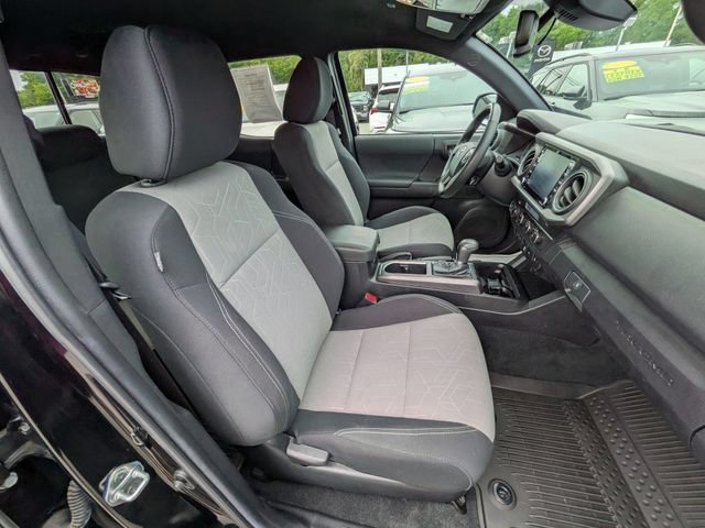 Used 2023 Toyota Tacoma TRD Sport w/ Advanced Technology Package AWD/4WD image 18