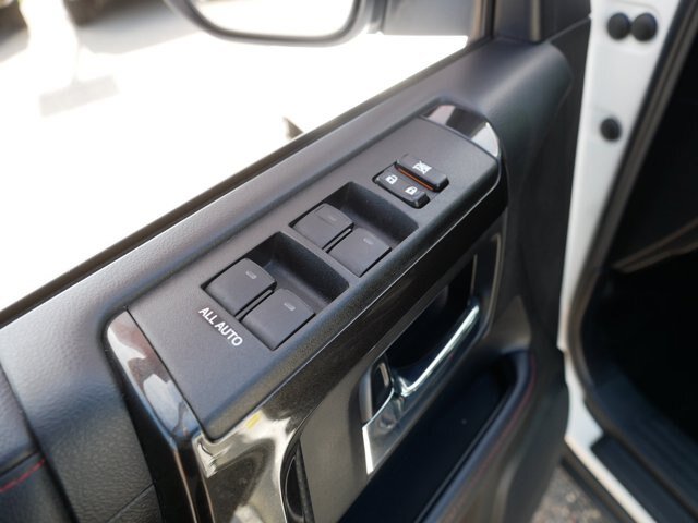 Used 2022 Toyota 4Runner TRD Off-Road AWD/4WD image 15