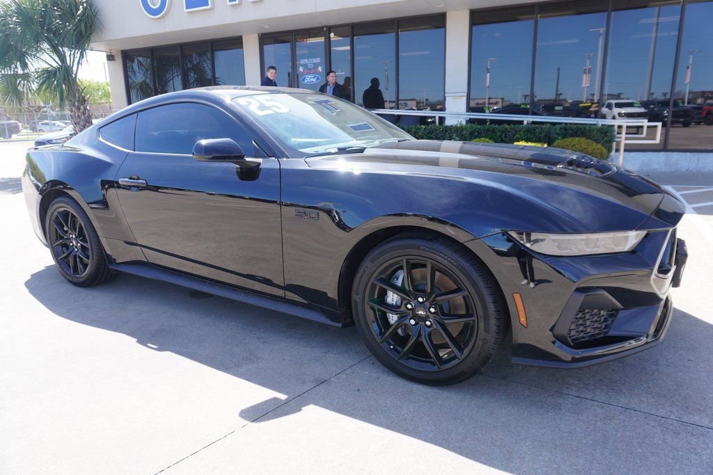 Certified 2025 Ford Mustang GT RWD image 1
