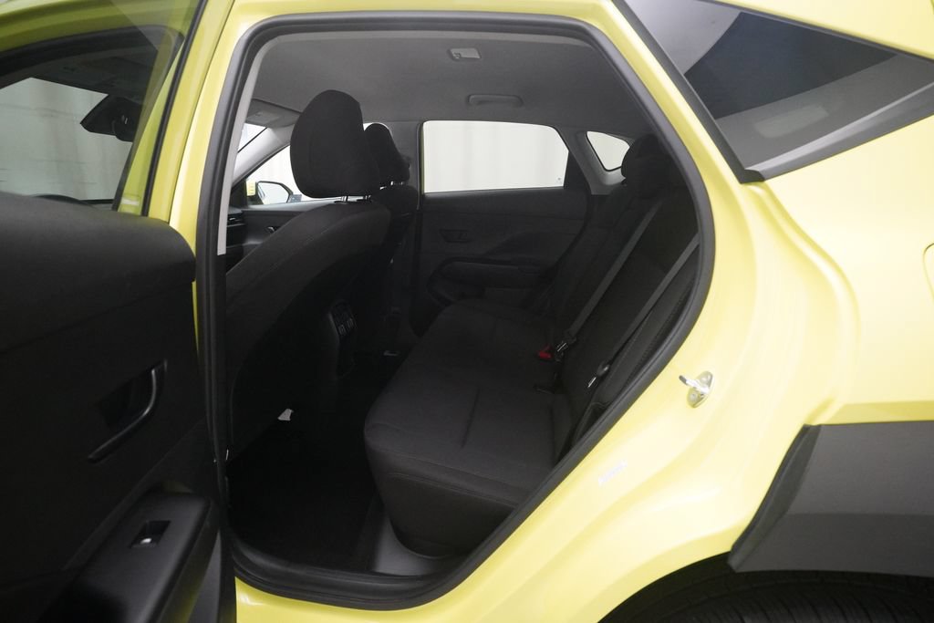 Used 2024 Hyundai Kona SEL AWD/4WD image 15