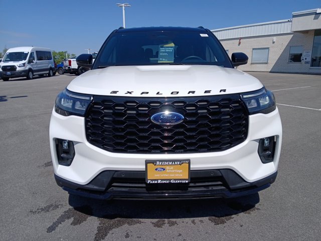 Certified 2025 Ford Explorer ST-Line w/ Premium Package AWD/4WD image 34