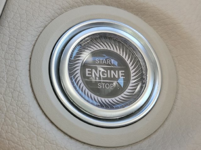 Used 2021 Mercedes-Benz GLC 300 image 31