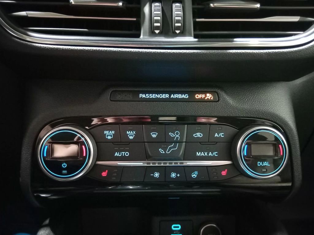 Certified 2021 Ford Escape Titanium w/ Titanium Elite Package image 32