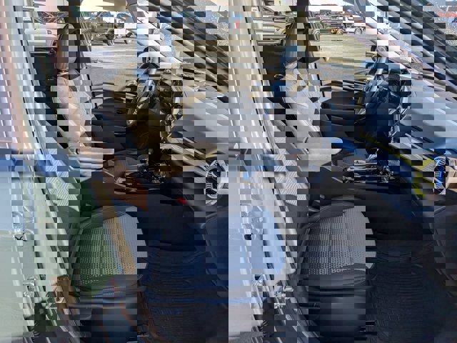 Used 2025 Chevrolet Trax LT w/ Driver Confidence Package image 34