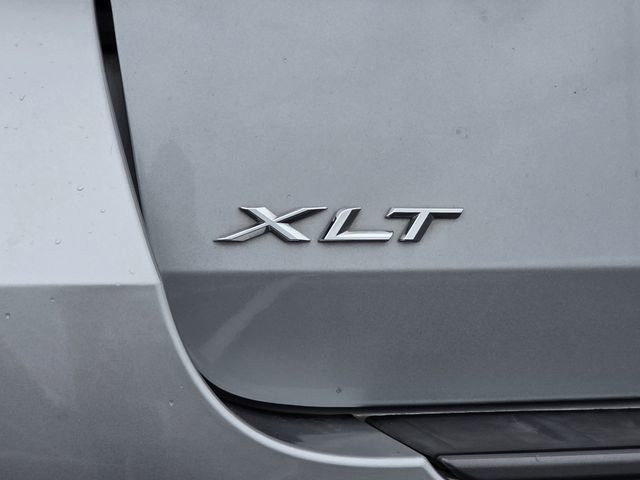Certified 2022 Ford Explorer XLT w/ Equipment Group 202A RWD image 33