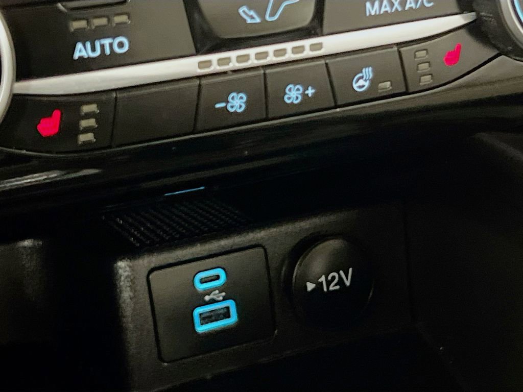 Certified 2022 Ford Escape SE w/ SE Sport Appearance Package AWD/4WD image 26