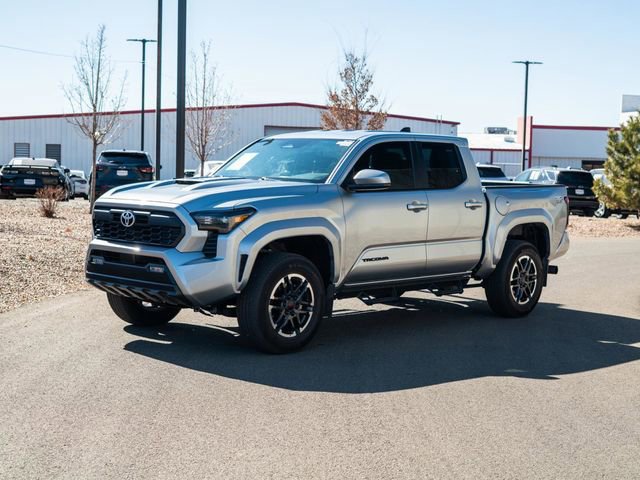 Used 2024 Toyota Tacoma TRD Sport image 2