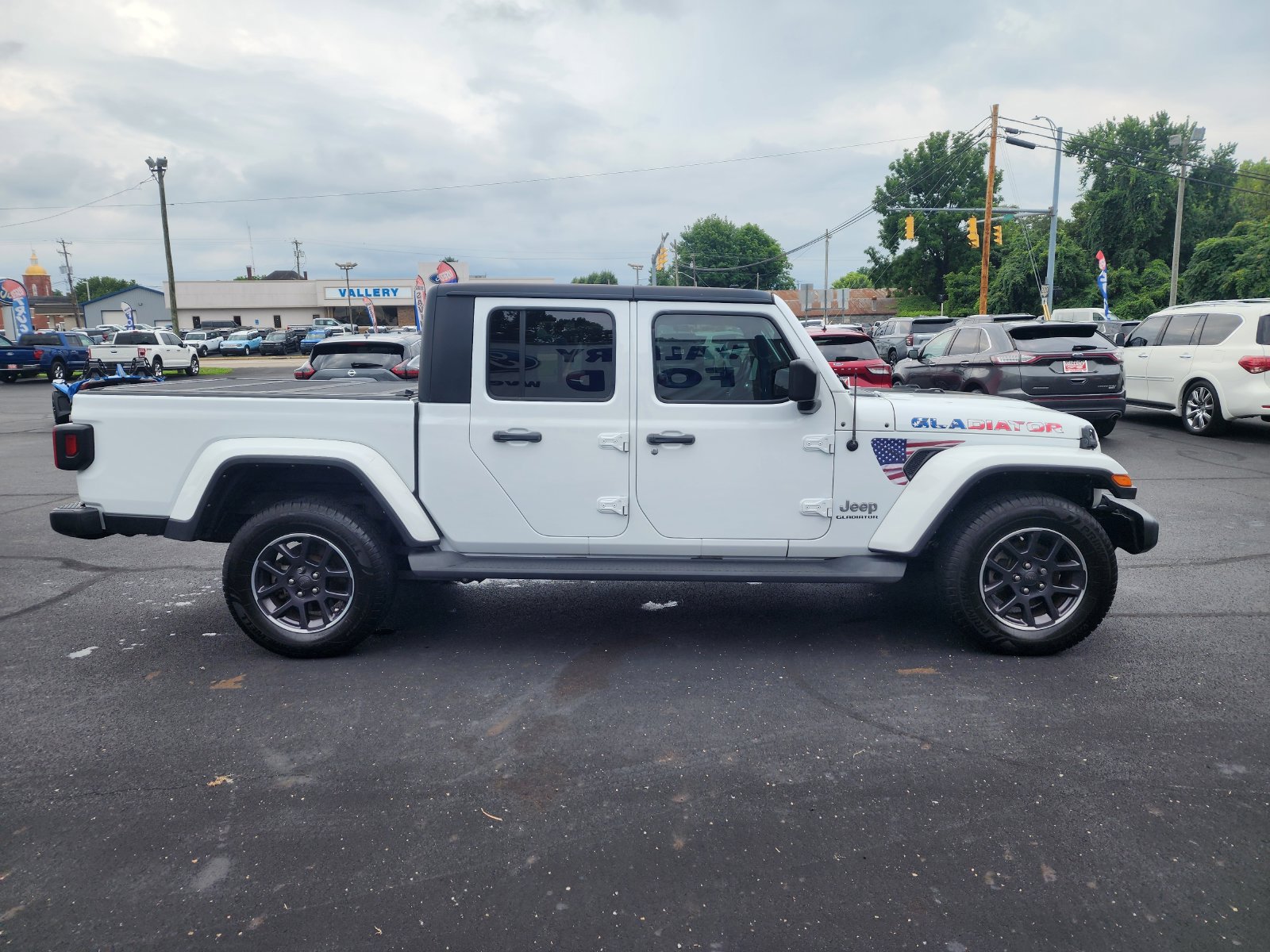 Used 2021 Jeep Gladiator Overland w/ Popular Equipment Package AWD/4WD image 6