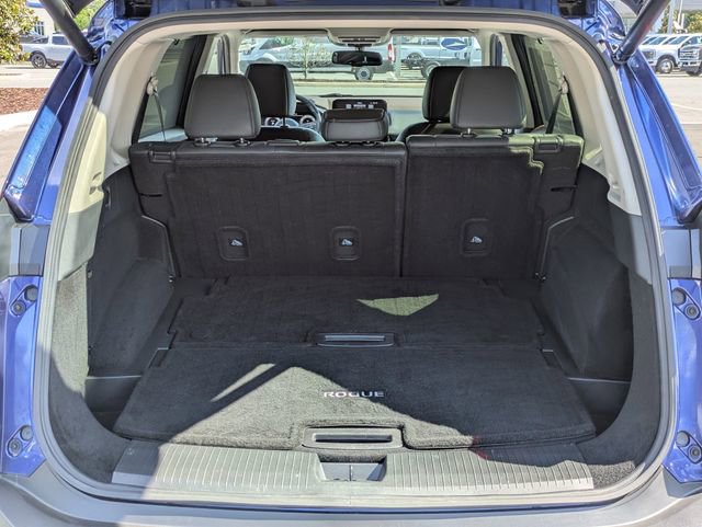 Used 2023 Nissan Rogue Platinum w/ Platinum Premium Package FWD image 13