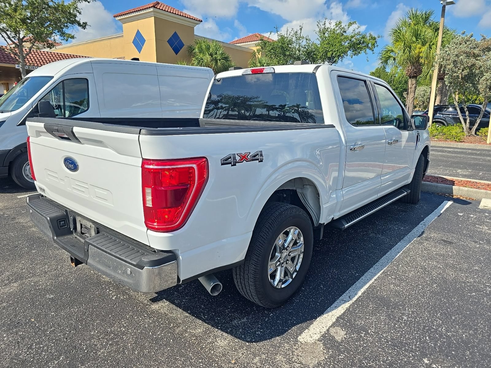 Certified 2021 Ford F150 XLT w/ Equipment Group 301A Mid AWD/4WD image 4