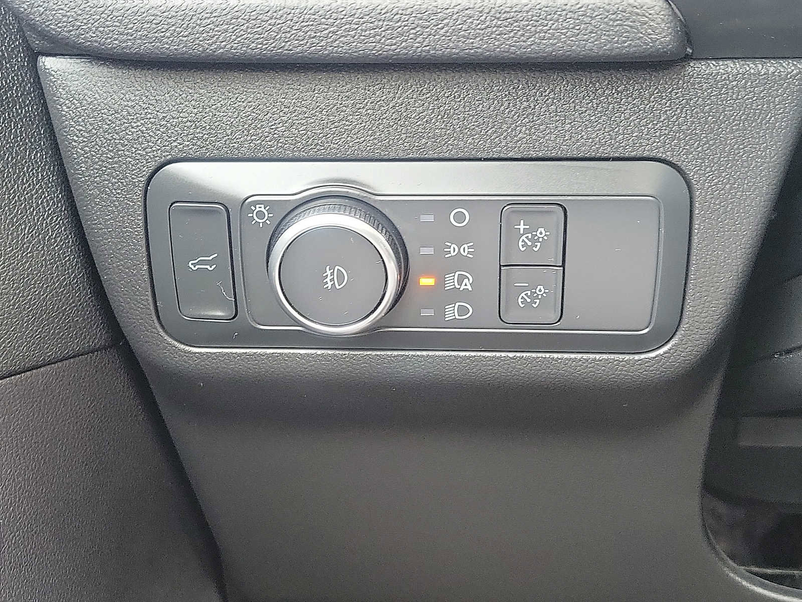 Certified 2022 Ford Escape Titanium w/ Titanium Elite Package image 24