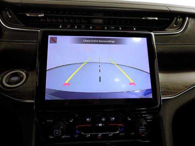 Used 2023 Jeep Grand Cherokee L Overland AWD/4WD image 30