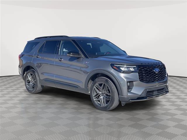 Certified 2025 Ford Explorer ST-Line w/ ST-Line Street Pack AWD/4WD image 5