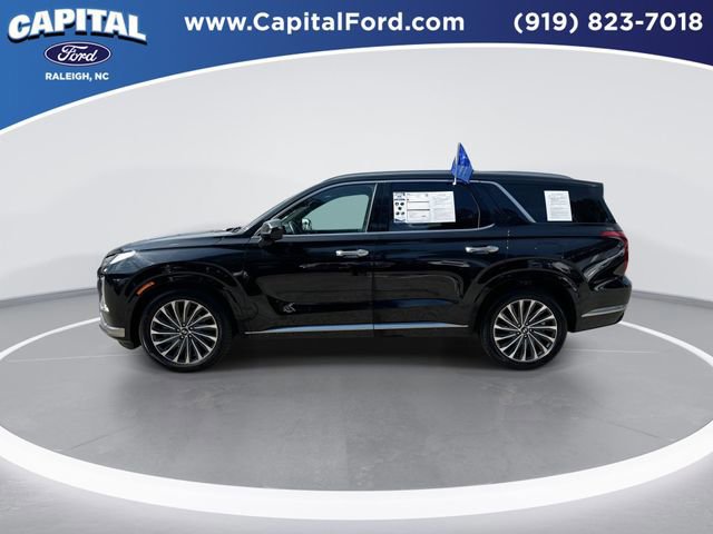 Used 2024 Hyundai Palisade Calligraphy AWD/4WD image 3