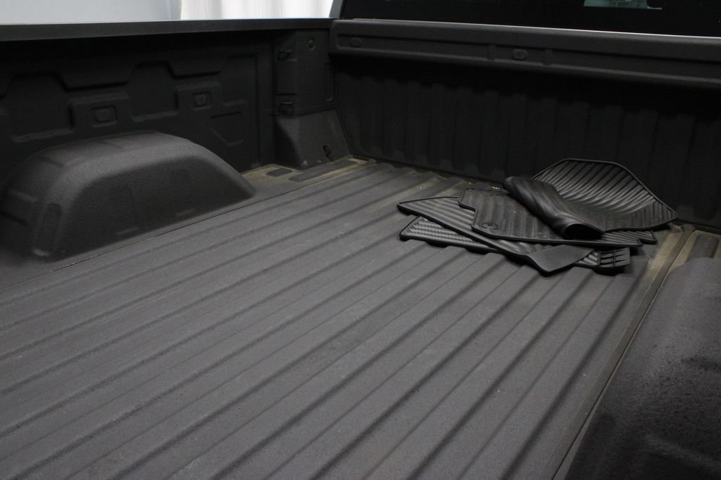 Used 2023 Chevrolet Silverado 1500 Custom AWD/4WD image 17