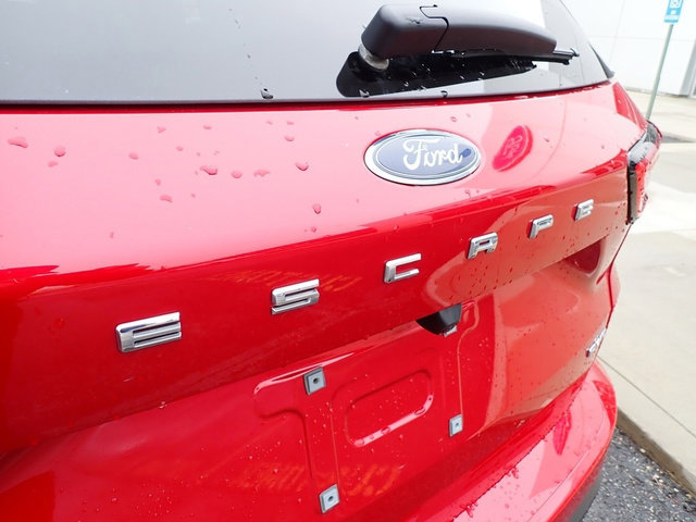 Certified 2023 Ford Escape ST-Line w/ Tech Pack #1 image 9