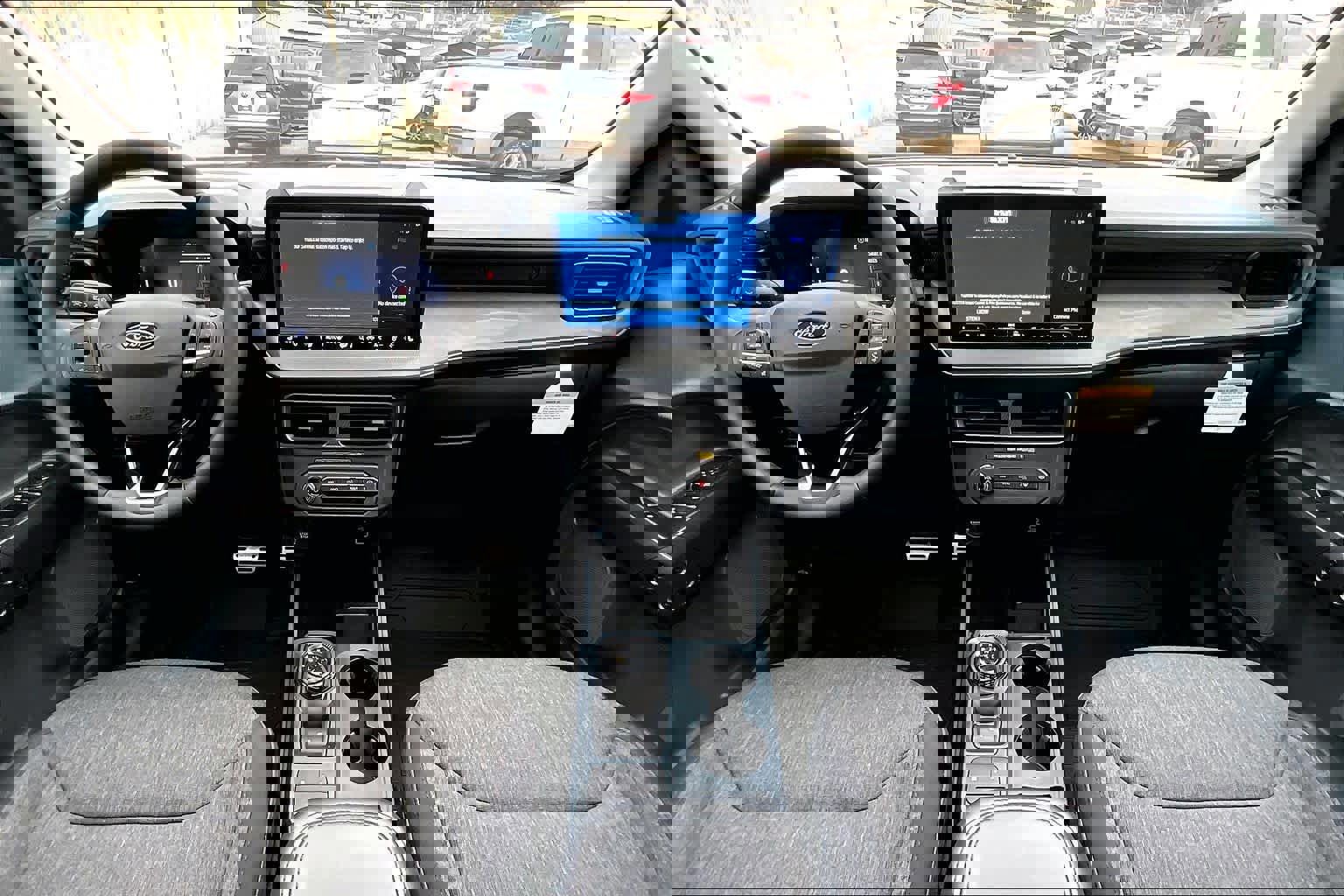 Certified 2025 Ford Maverick XLT w/ XLT Luxury Package image 17