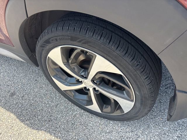 Used 2017 Hyundai Tucson Value AWD/4WD image 32