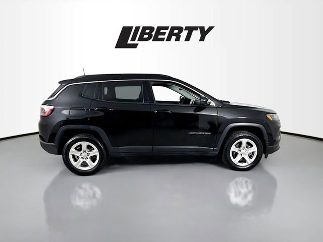 Used 2022 Jeep Compass Latitude w/ Convenience Group image 8