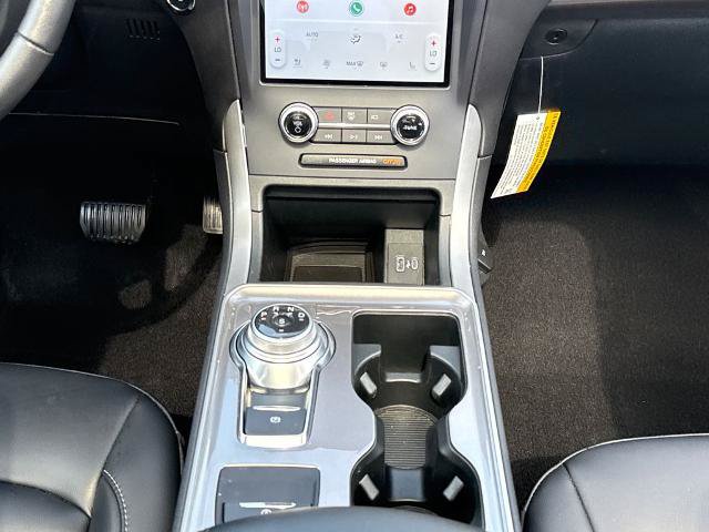 Certified 2024 Ford Edge SEL w/ Convenience Package AWD/4WD image 13