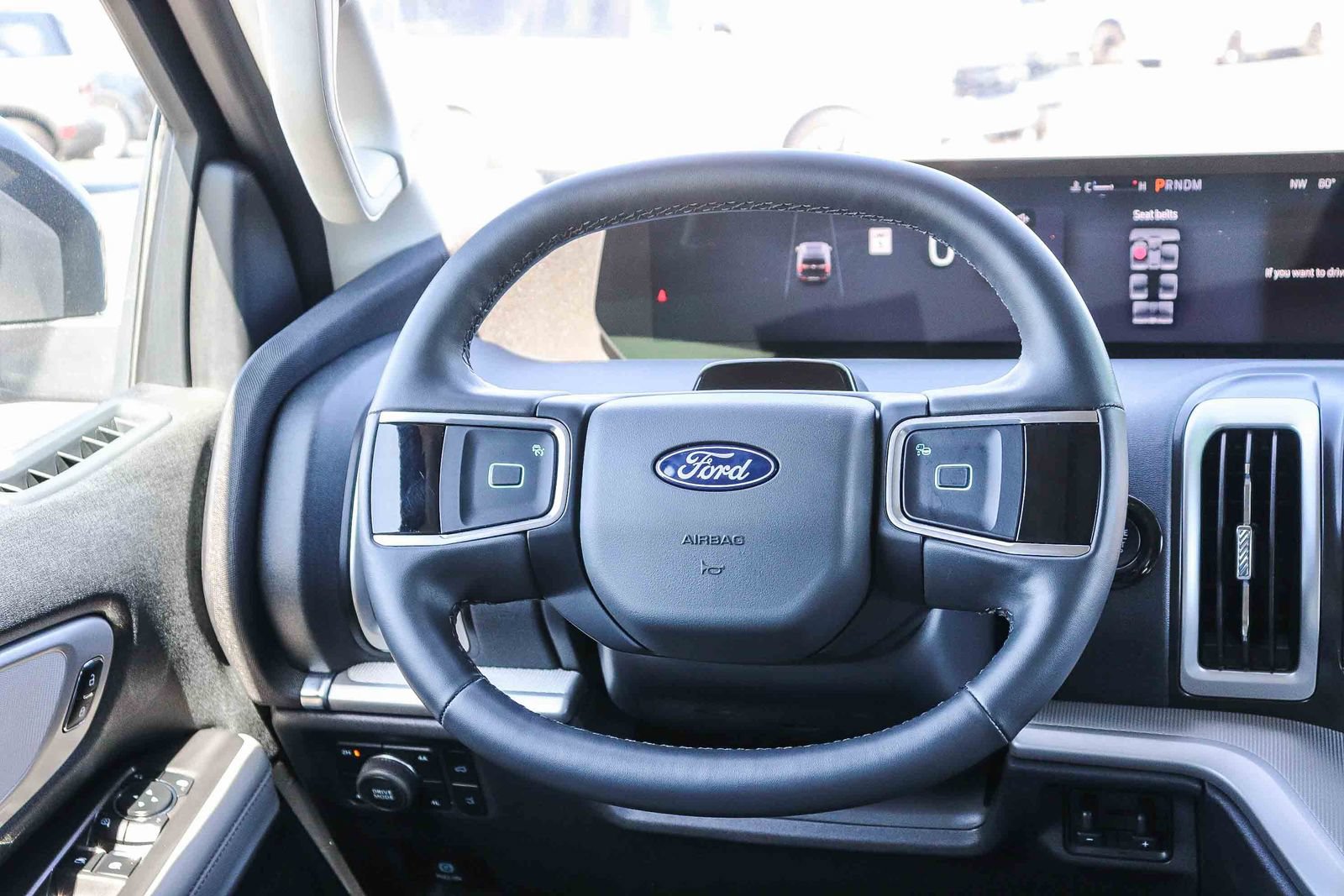 Certified 2025 Ford Expedition Active AWD/4WD image 15