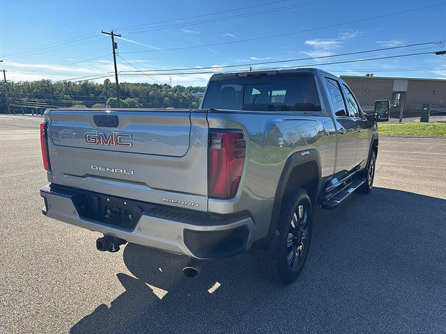 Used 2025 GMC Sierra 2500 Denali w/ Denali Reserve Package AWD/4WD image 4