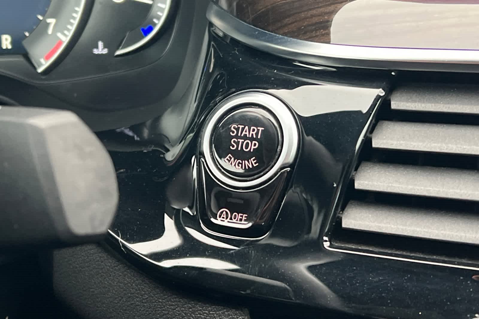 Used 2019 BMW 530i 530i w/ Convenience Package image 22