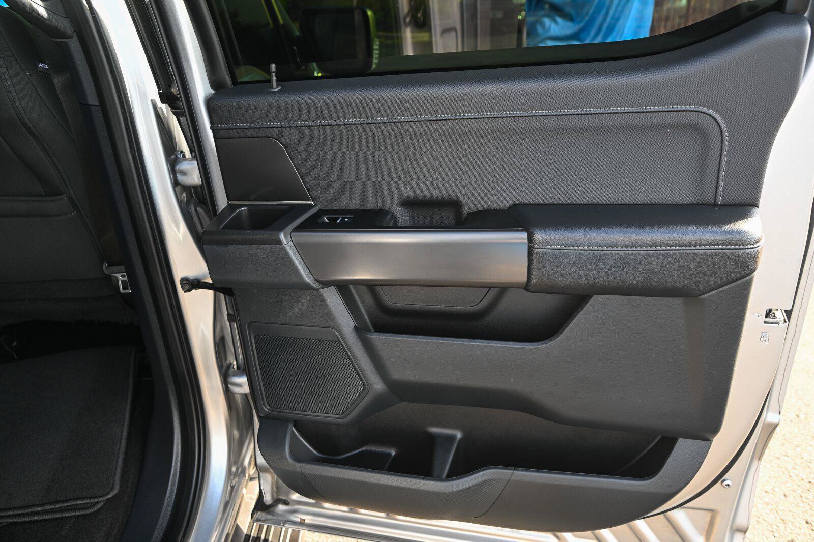 Certified 2024 Ford F150 XLT w/ Equipment Group 302A MID AWD/4WD image 29