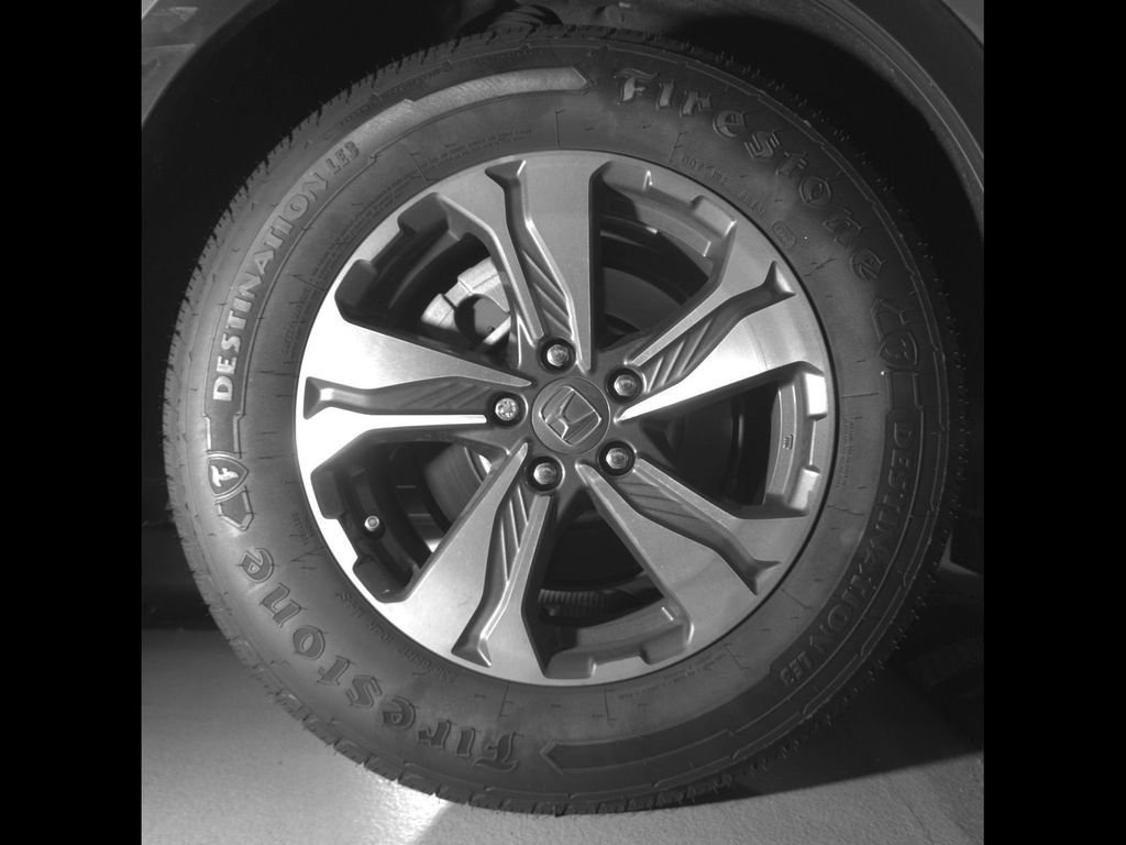 Used 2019 Honda CR-V LX image 11