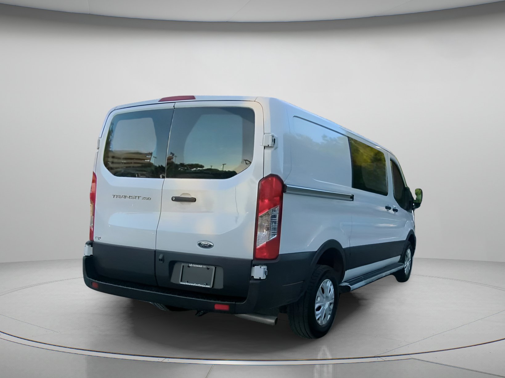Certified 2025 Ford Transit 250 Low Roof w/ Exterior Upgrade Package RWD image 26