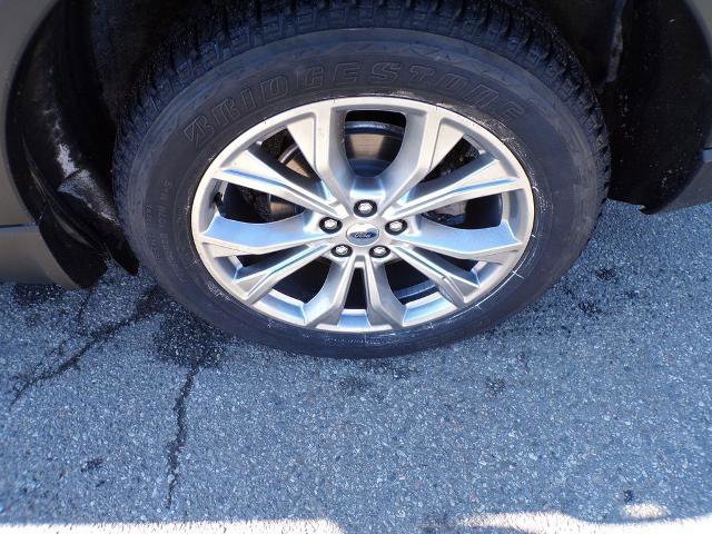 Certified 2021 Ford Explorer Limited w/ Equipment Group 301A image 9