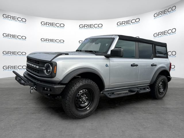 Certified 2023 Ford Bronco Black Diamond AWD/4WD image 3