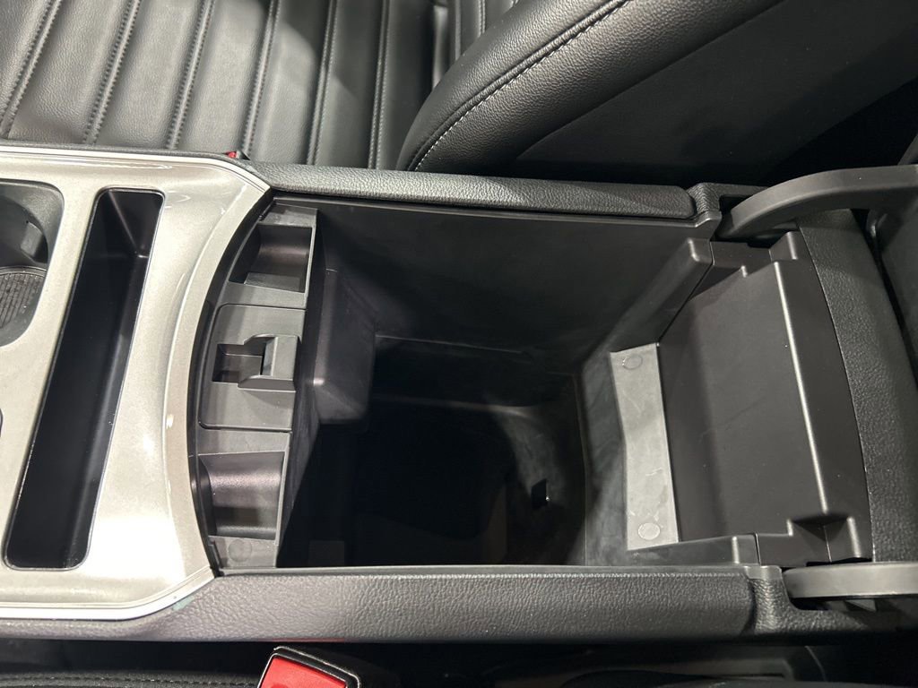 Certified 2024 Ford Edge SEL w/ Convenience Package image 24