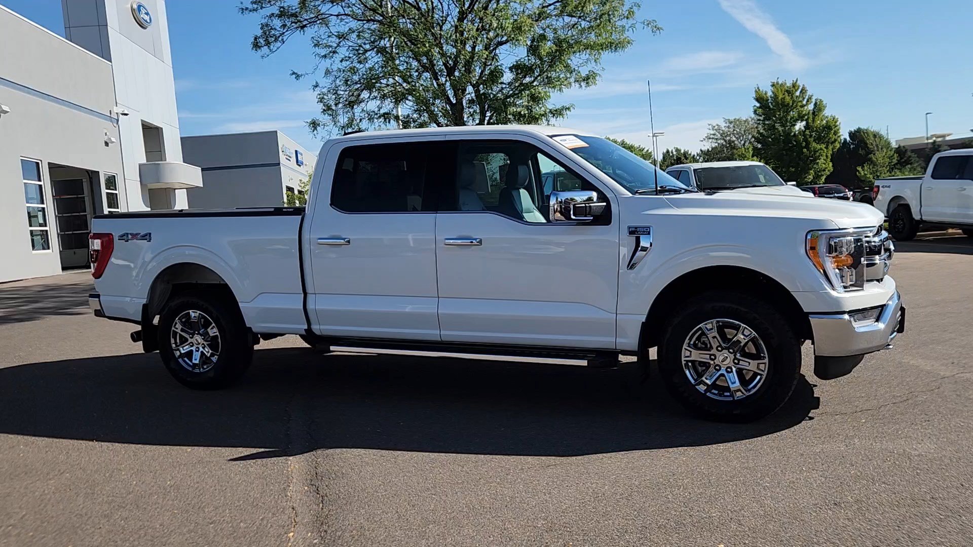 Certified 2023 Ford F150 Lariat w/ Trailer Tow Package AWD/4WD image 8
