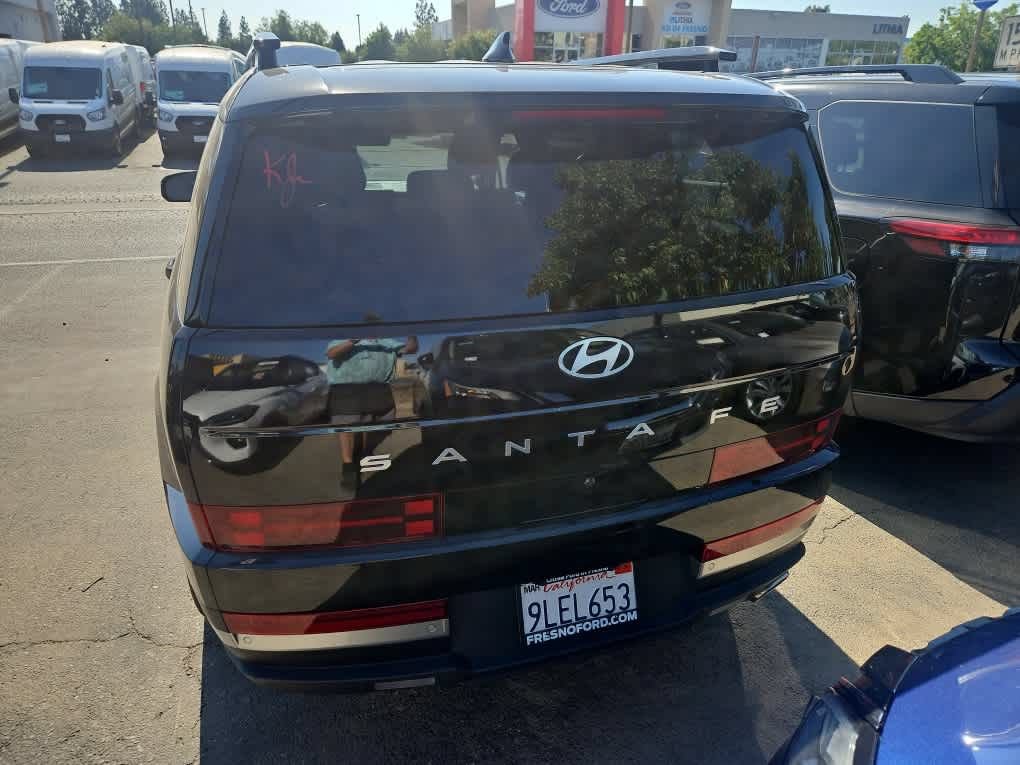 Used 2024 Hyundai Santa Fe Limited FWD image 7