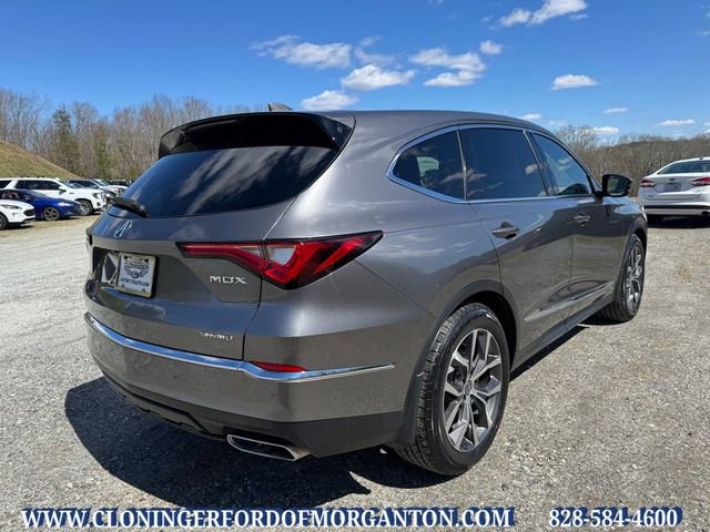 Used 2023 Acura MDX SH-AWD w/ Technology Package image 9