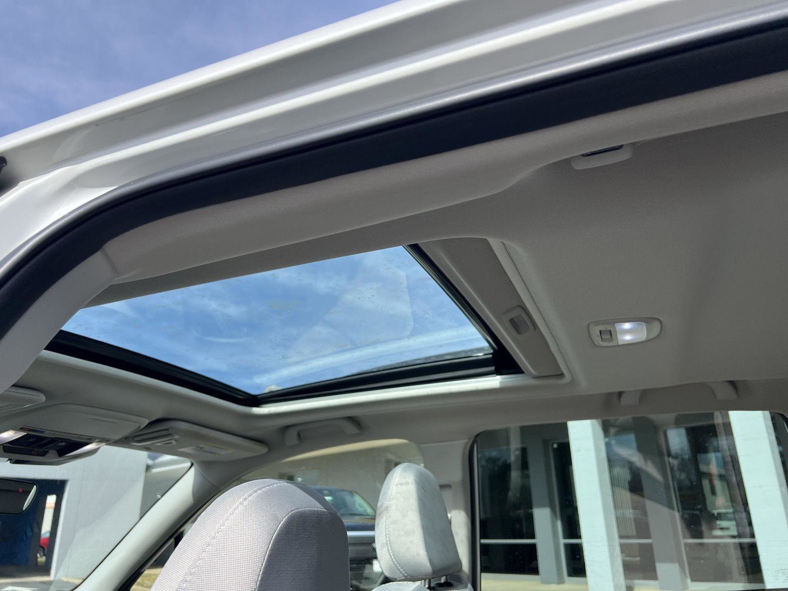 Used 2023 Subaru Forester Premium image 9